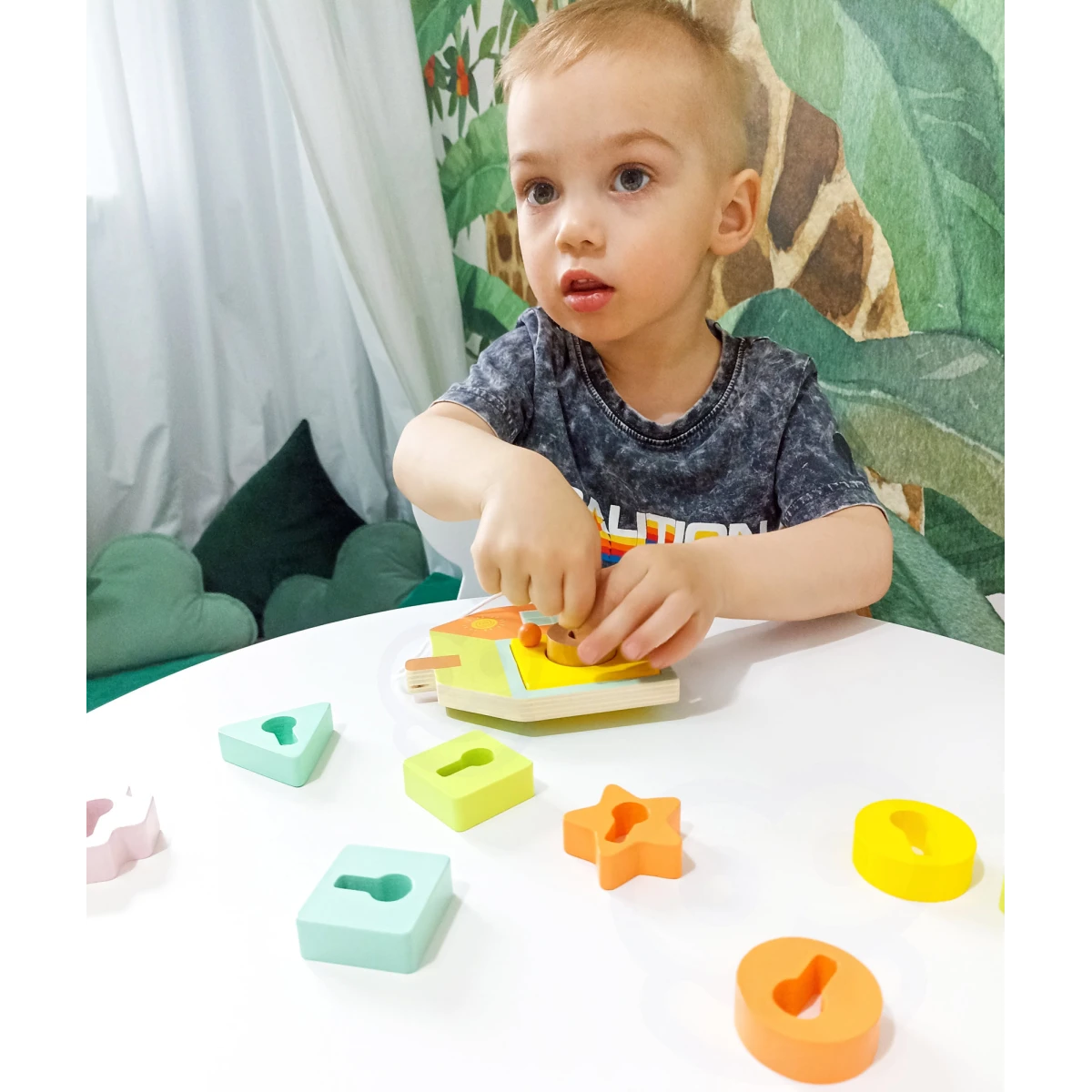 CLASSIC WORLD Drewniana Przeplatanka Klocki do Nawlekania Klucze i Drzwi MONTESSORI 11 el. | Pan Piksel