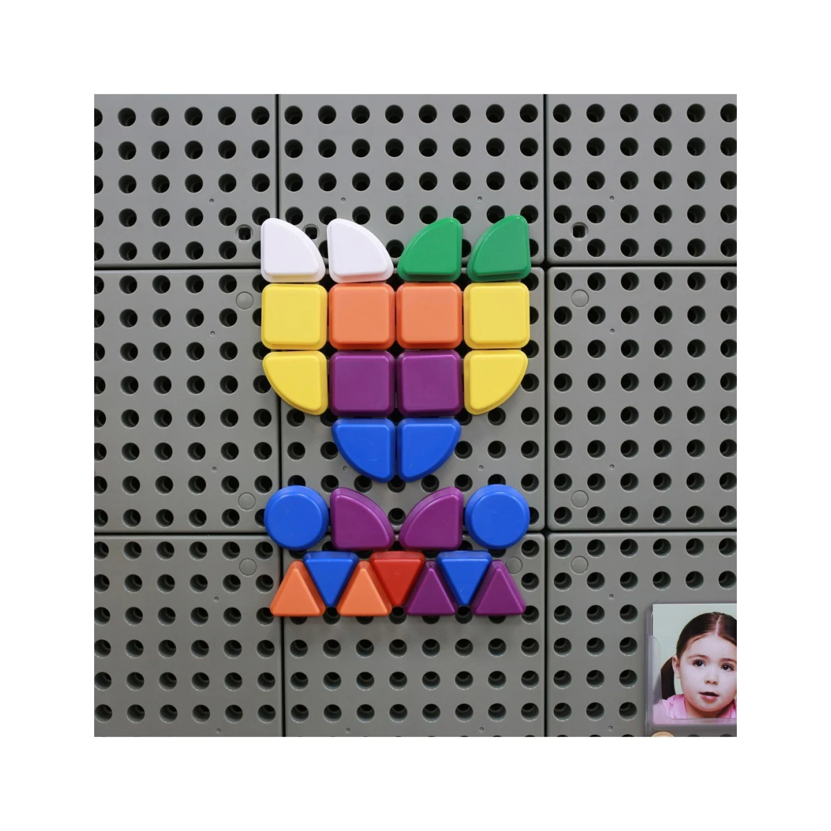 TOOKY TOY Drewniane Puzzle Montessori Farma z Pinezkami Do Dopasowania | Pan Piksel