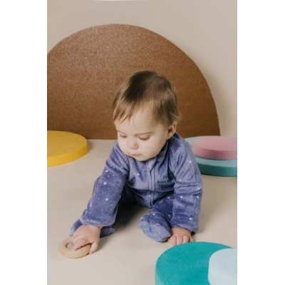 Petit Boum Drewniana zabawka sensoryczna do rączki Reflect Donut- świat odbić 6m+