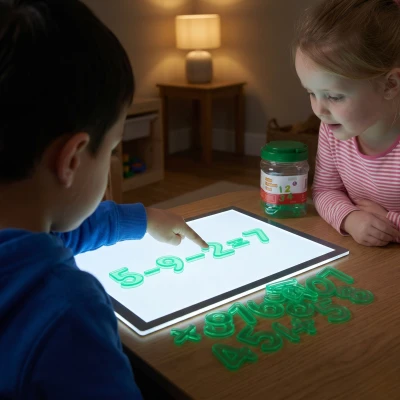 MASTERKIDZ Przezroczyste Liczby Do Panelu Świetlnego LED STEM