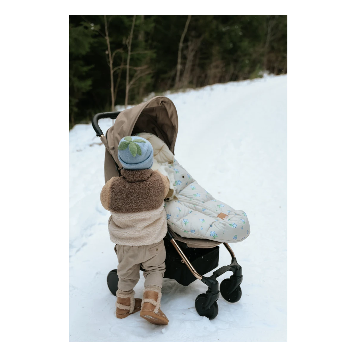 ELODIE DETAILS czapka zimowa Furry Knit Beanie Blueberry Bliss 6-12 m-cy