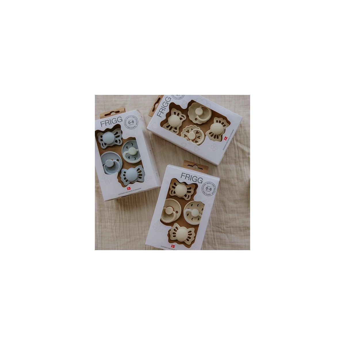 FRIGG Zestaw startowy: 4 smoczki uspokajające Moonlight Sailing -