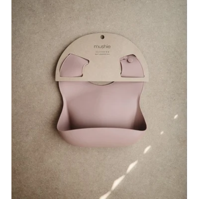 Mushie Śliniak Silikonowy Blush