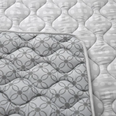 HAKUNA MATTE Pikowana mata do zabawy Dywan dziecięcy Square Quilted Play Mat 127 x 127 cm Hygge Szary