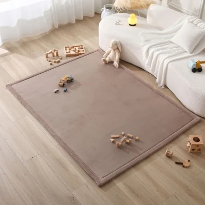 HAKUNA MATTE Mata piankowa dla dzieci Dywan do pokoju dziecięcego Coral Velvet z pianką memory 200 x 150 cm Mocha