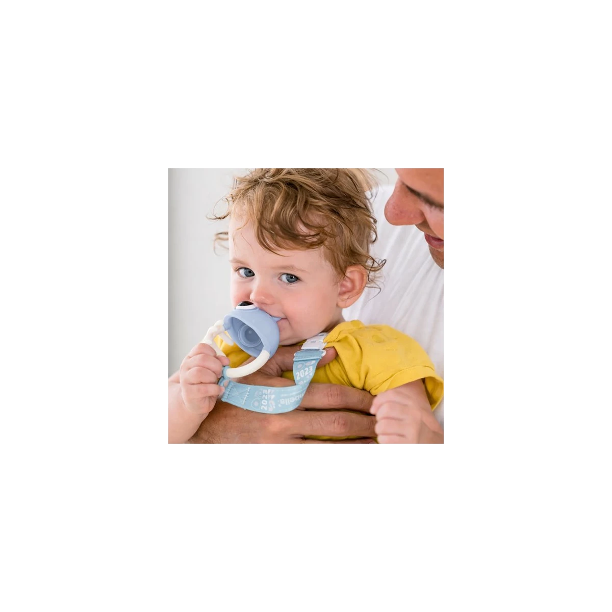 Mombella Gryzak Uspokajający Rybka 3w1 Light Blue