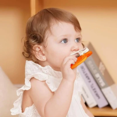 Smily Mia Gryzak dla Niemowlaka Klapek Orange