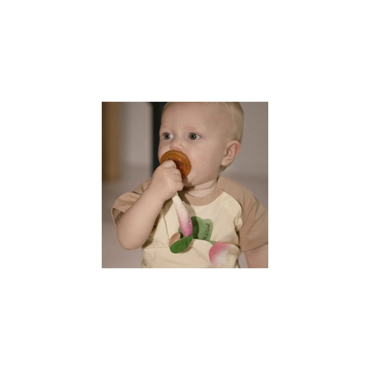 Oli & Carol Zawieszka do Smoczka Rzodkiewka Ramona the Radish