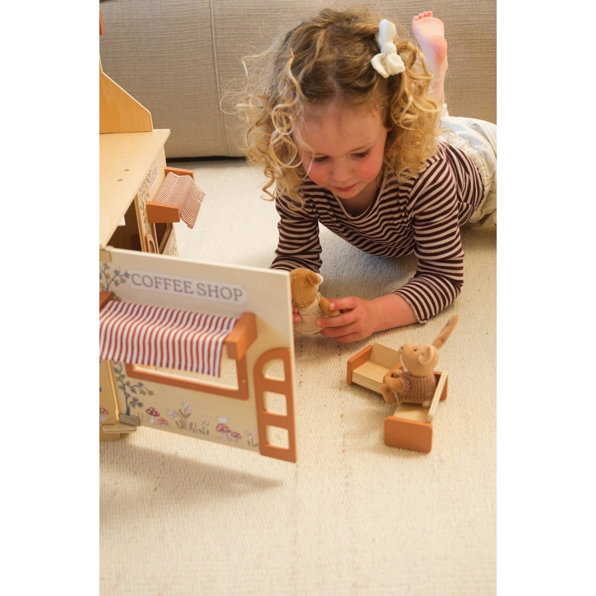 EGMONT TOYS Kawiarnia i piekarnia z meblami i figurkami przyjaciół