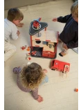 EGMONT TOYS Stacja strażacka duża z akcesoriami i figurką przyjaciela