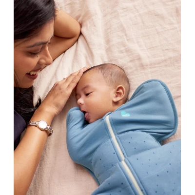 LOVE TO DREAM Otulacz Swaddle UP Rozmiar M 2.5 TOG Niebieskie kropeczki
