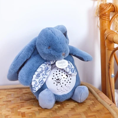 DOUDOU ET COMPAGNIE DOUDOU lampka projektor muzyczny króliczek Lapin Doudou Projection  19 cm niebieski