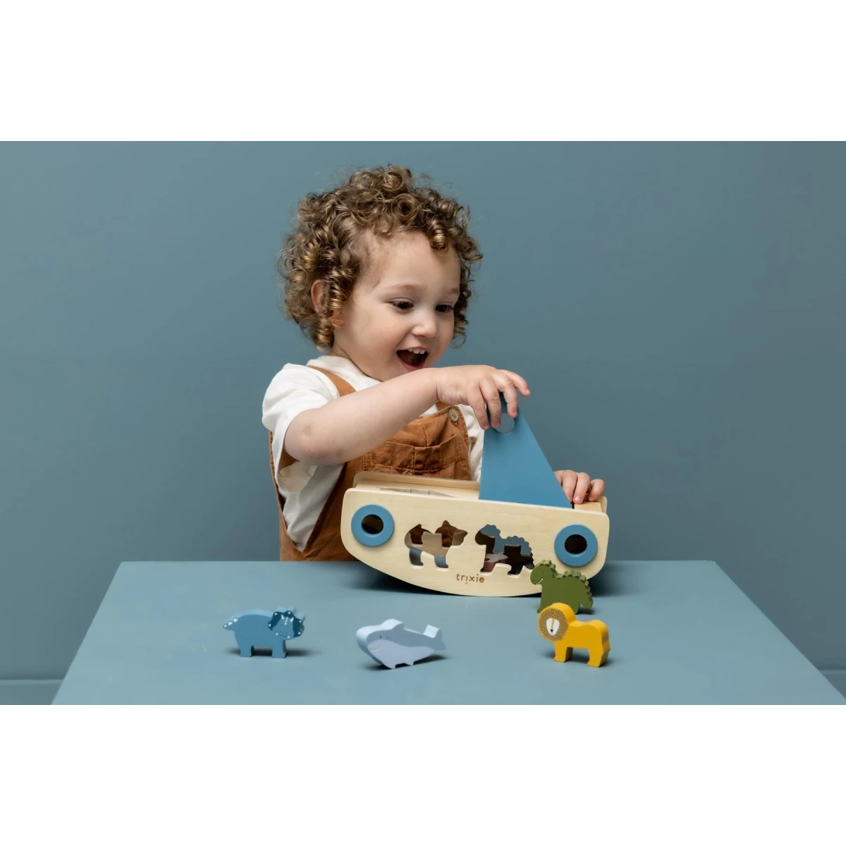 TRIXIE Drewniana łódka statek sorter Baby