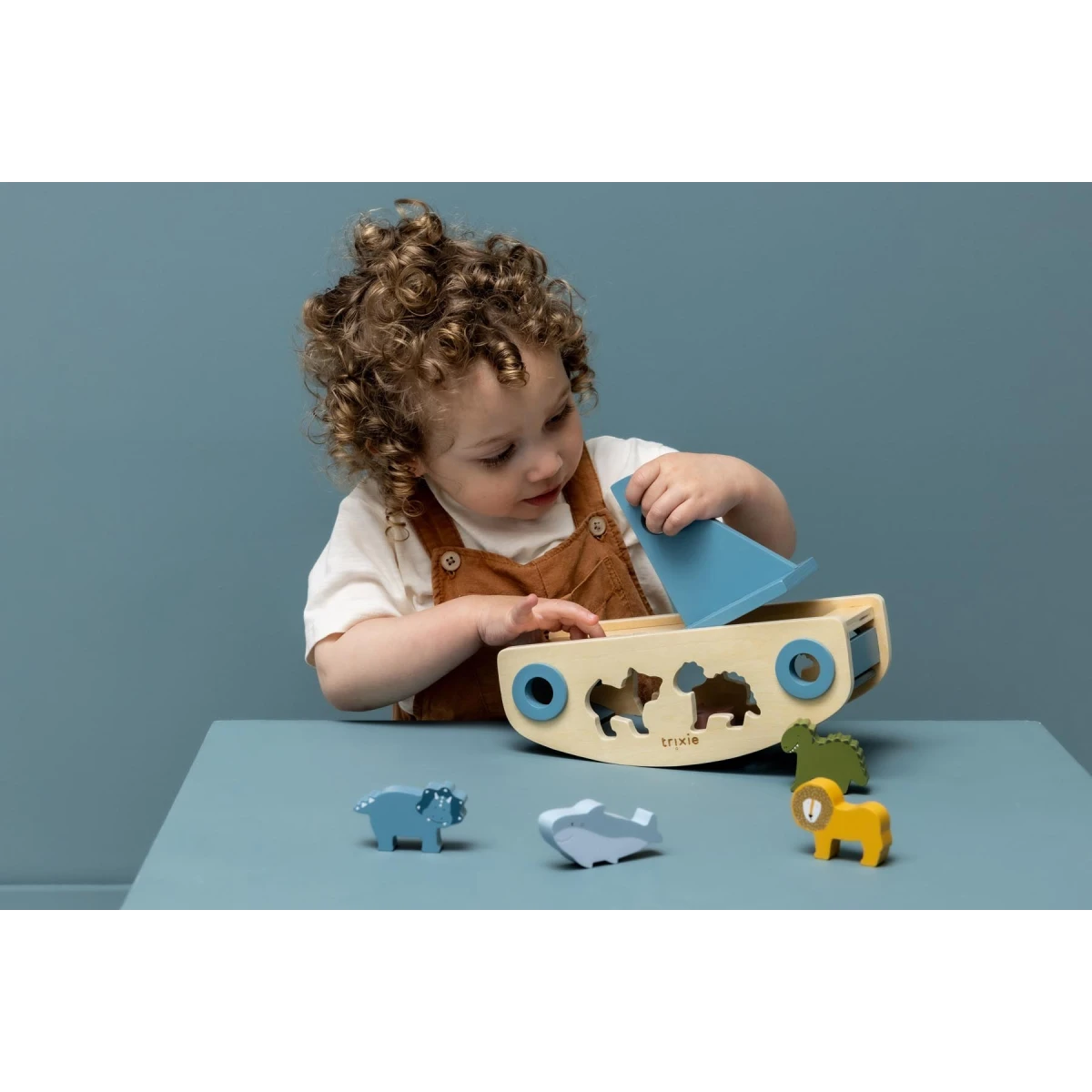 TRIXIE Drewniana łódka statek sorter Baby