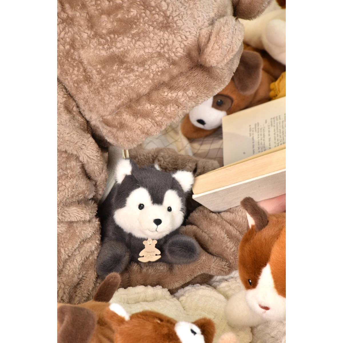 DOUDOU ET COMPAGNIE DOUDOU obciążeniowy pluszowy wilk Les P'tits Relax Histoire d'Ours 22 cm szary