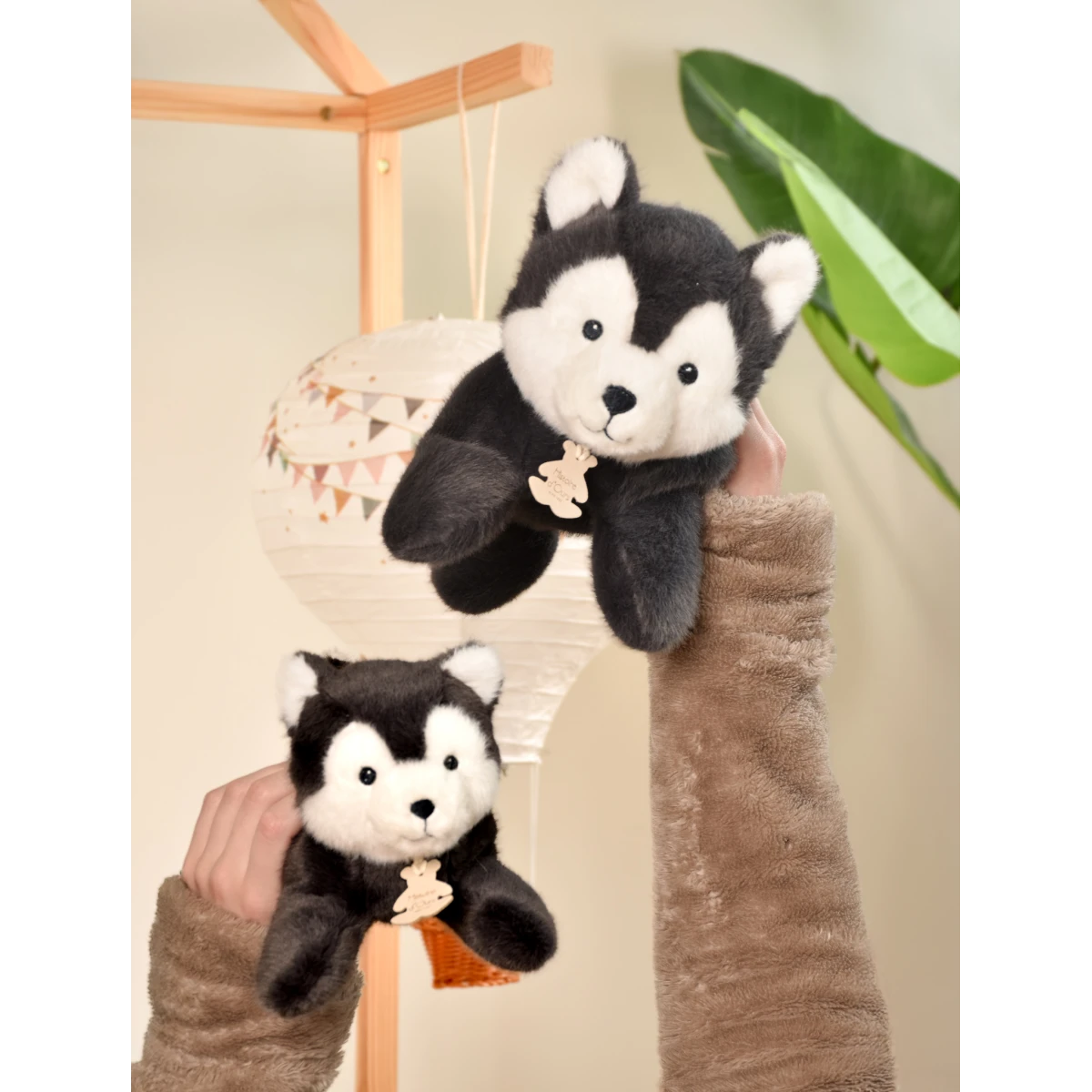 DOUDOU ET COMPAGNIE DOUDOU obciążeniowy pluszowy wilk Les P'tits Relax Histoire d'Ours 30 cm szary