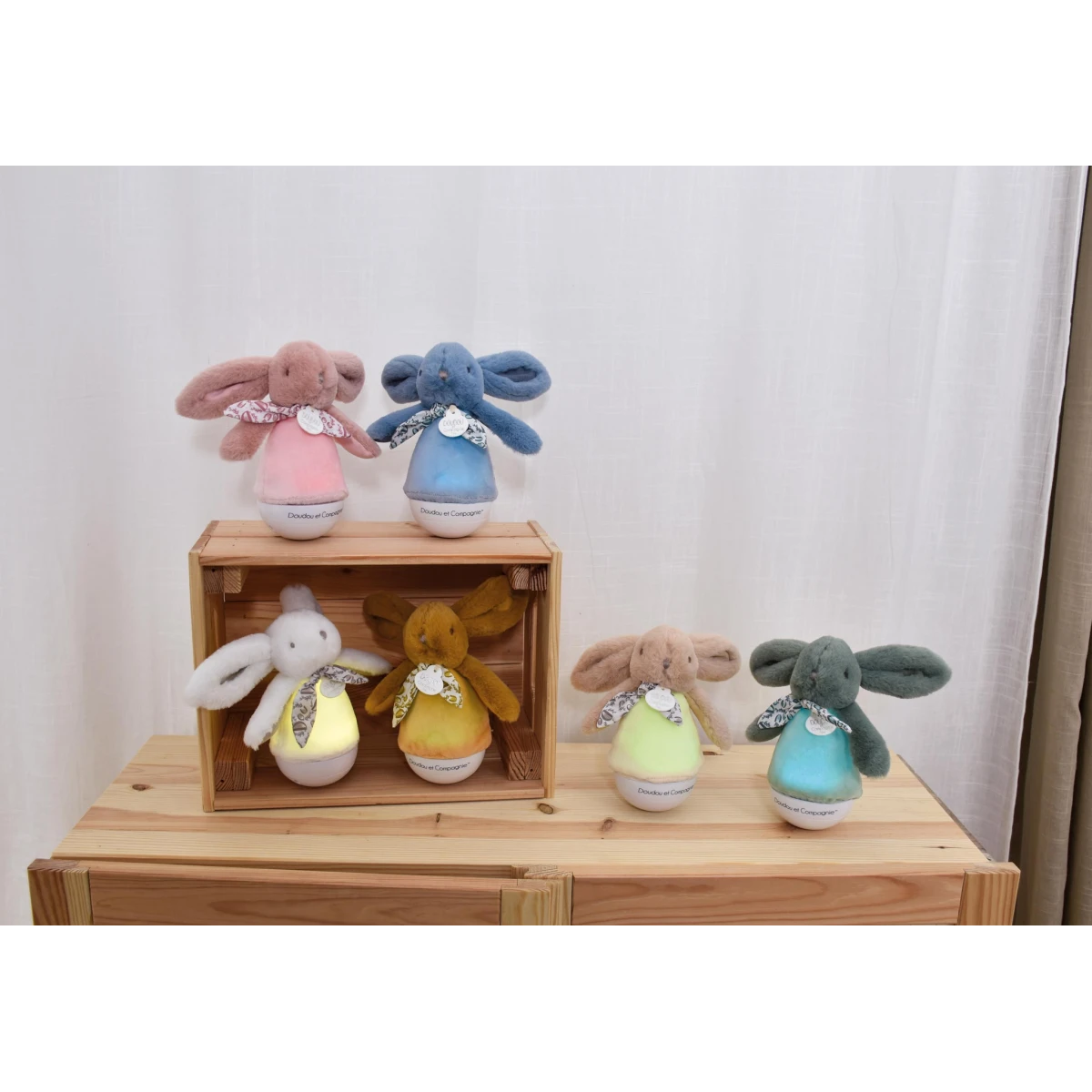DOUDOU ET COMPAGNIE DOUDOU lampka nocna muzyczna Lapin Doudou Culbuto  16 cm biała