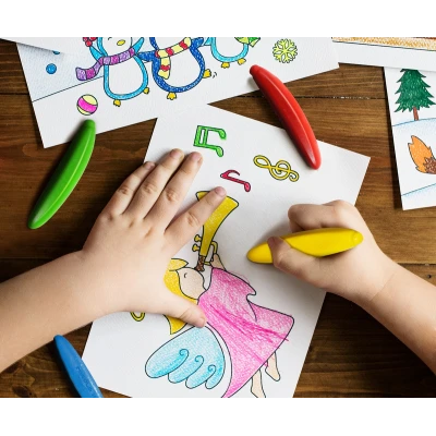Jarmelo Banana Crayons kredki z wosku pszczelego w kształcie bananów 12 kolorów łatwy chwyt 1+