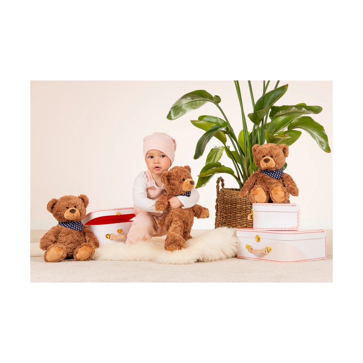 TEDDY HERMANN Maskotka miś pluszowy 38 cm z bandaną w gwiazdki brązowy