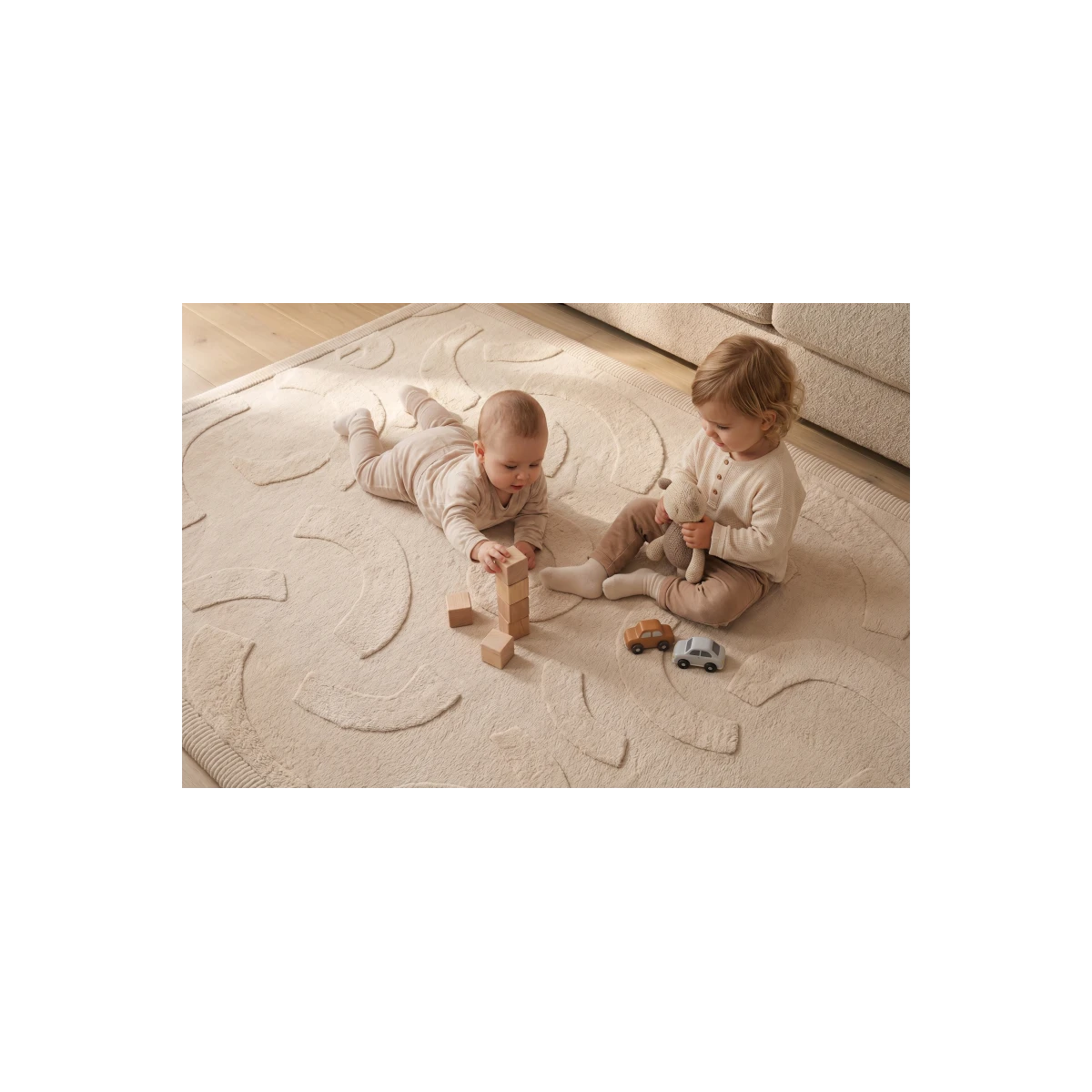 HAKUNA MATTE Mata piankowa dla dzieci Beżowy dywan do pokoju dziecięcego Łuki 3D CloudRise Play Mat 200 x 150 cm