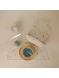 Mushie Śliniak silikonowy Kites